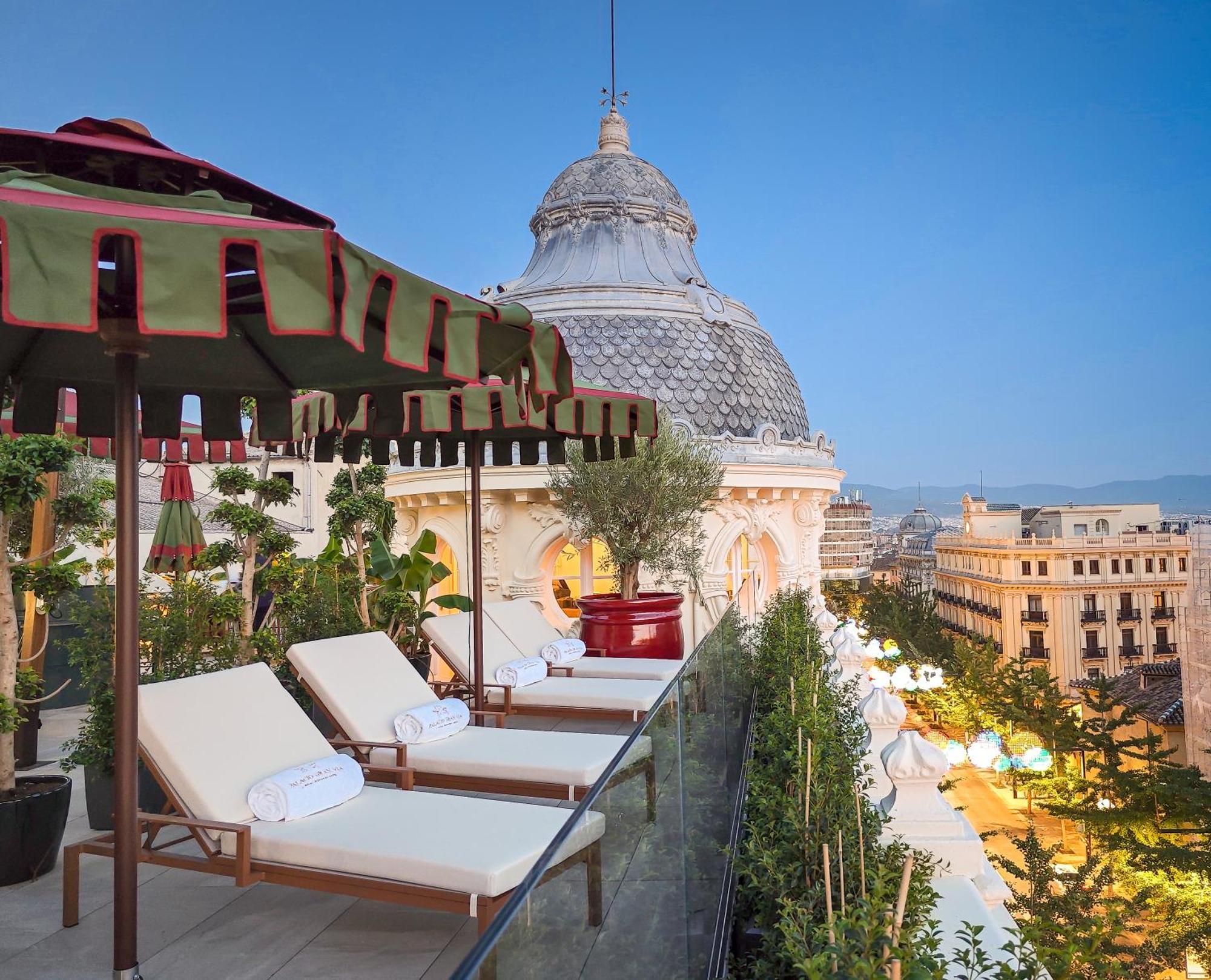 Palacio Gran Via, A Royal Hideaway Hotel Granada Exterior foto